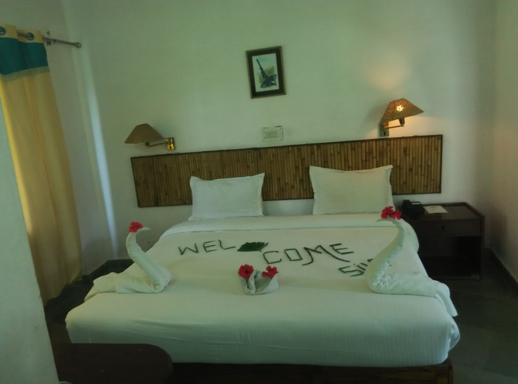 corbett roop resort 002