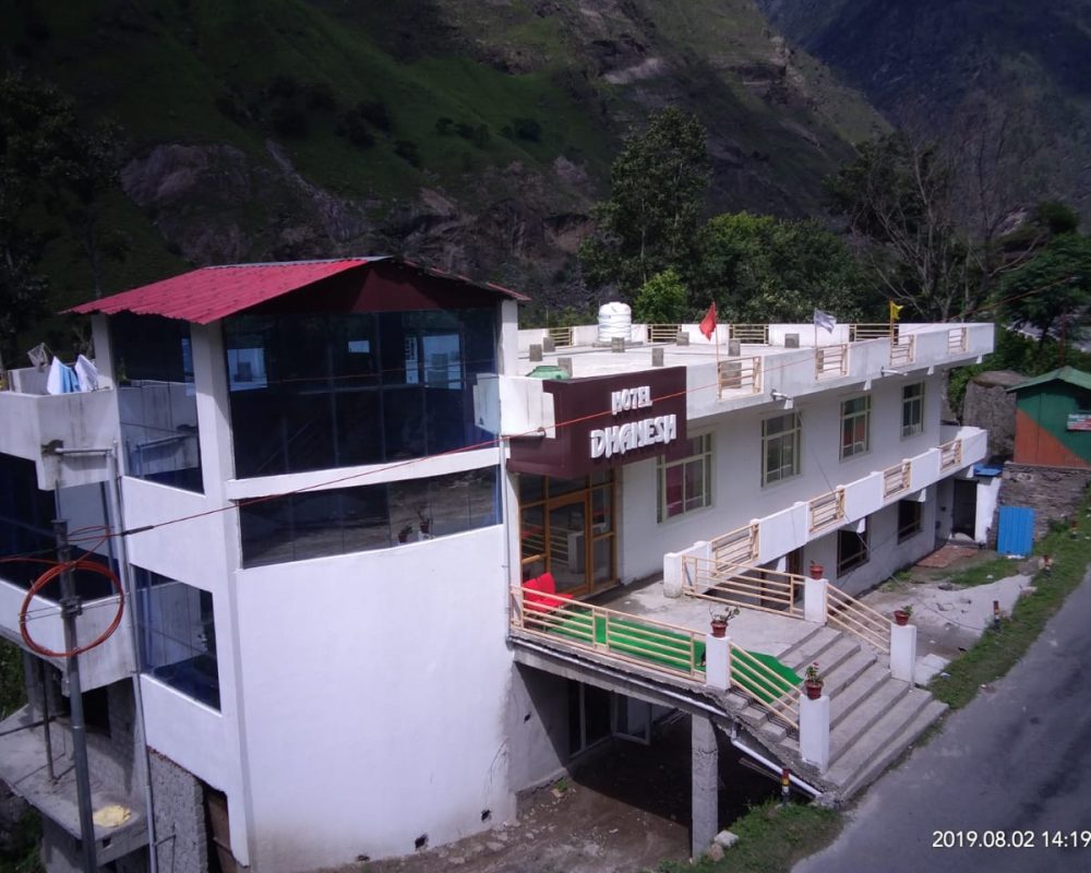 Hotel Dhanesh Joshimath